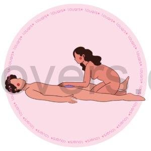 Ilustração da posição sexual Momento Único com homem deitado enquanto parceira ajoelhada entre suas pernas realiza estímulo manual.