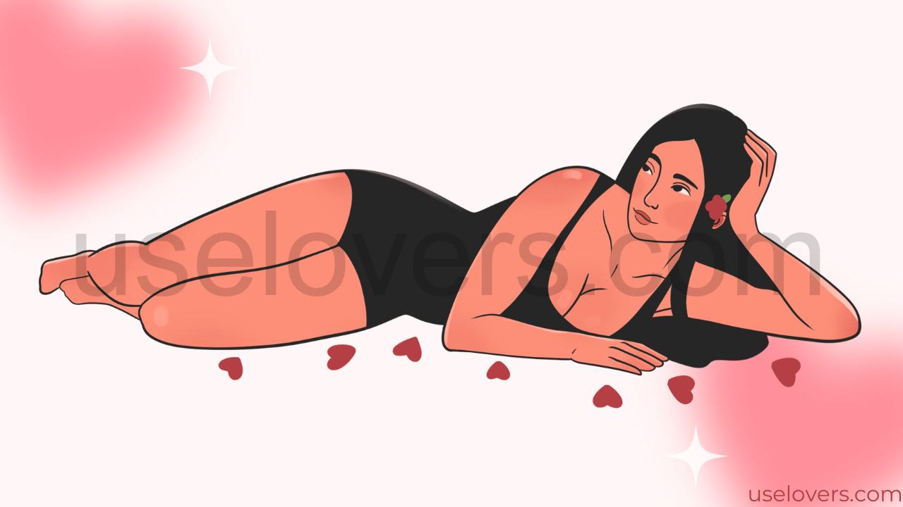 mulher deitada de lado de lingerie preta